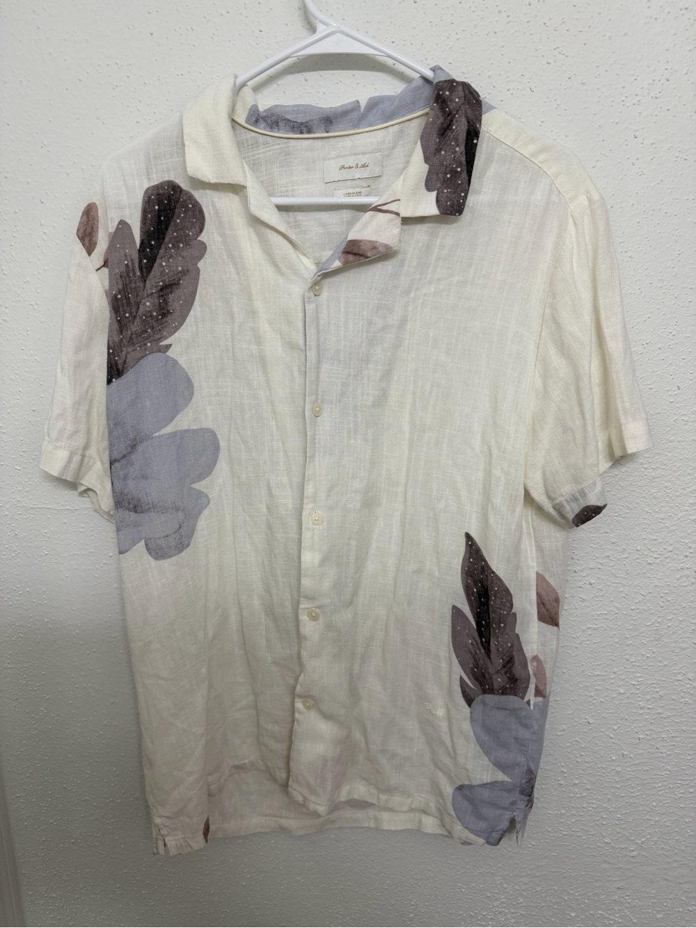 Relaxed Short Sleeve Button-Down Shirt - Cream with Gray/Brown Leaf Print